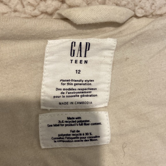 Girls size 12 GAP fleece sweater - Picture 2 of 2